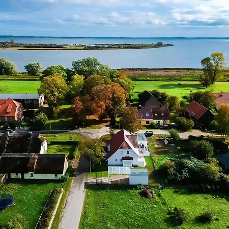 Tatil Evi Pauline - Achterwasser Findling *